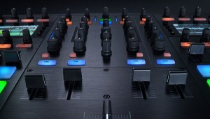 KONTROL S8 Mixer
