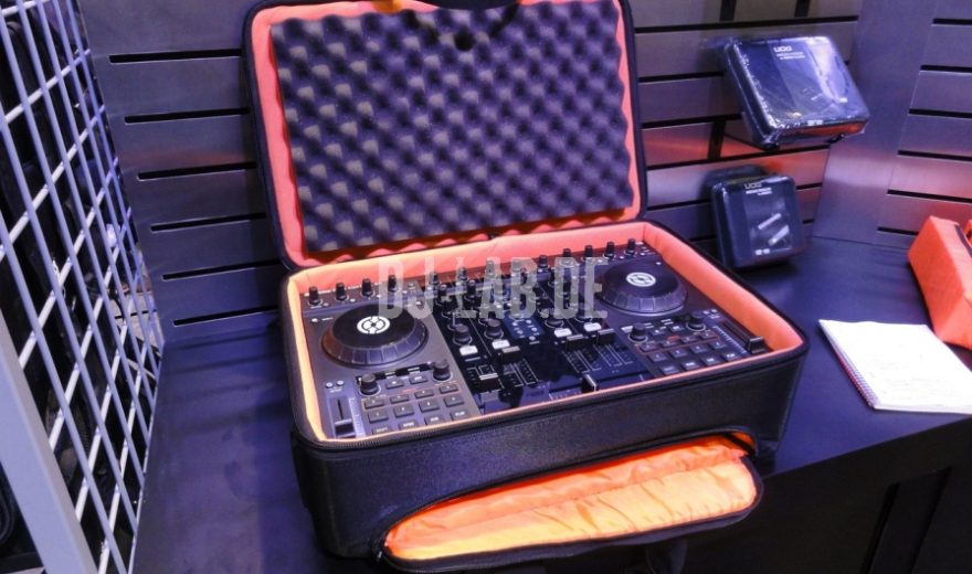 UDG: Pioneer DDJ &amp; Native Instruments S4 Backpack, NAMM 2012