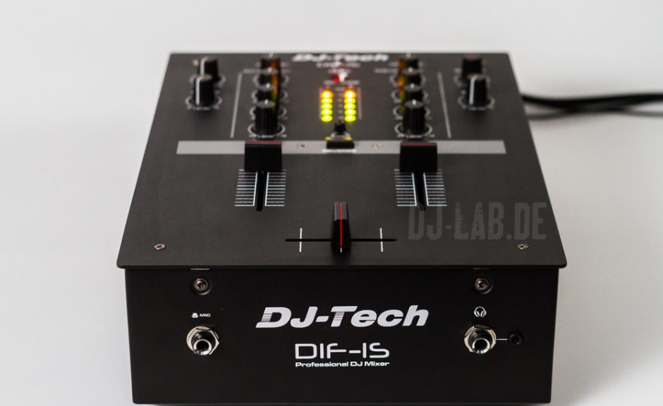 Test: DJ-Tech DIF-1S - Günstiger Battlemixer mit Innofader und DVS-AnschlüssenReview: DJ-Tech DIF-1S - Entrylevel battlemixer with Innofader technology