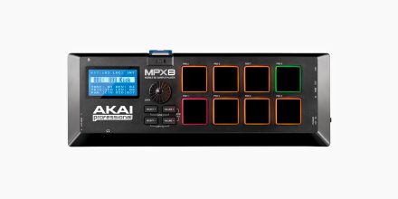Test: Akai MPX8