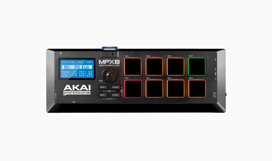 Test: Akai MPX8