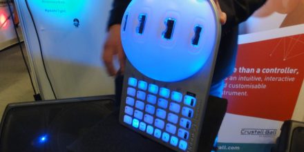 Naonext Crystall Ball - MIDI-Controller mit Bewegungssensoren, Musikmesse 2014