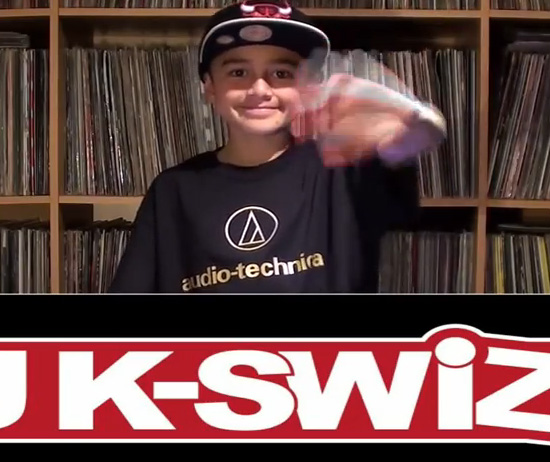 Video: DMC Online DJ Championship 2014 - 10-jähriger juggelt sich in Runde 8