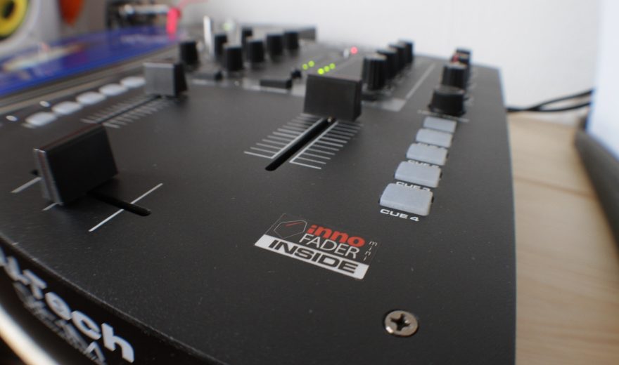 Test: DJ-Tech DIF-1M - DVS-Battlemixer mit MIDI-Tasten