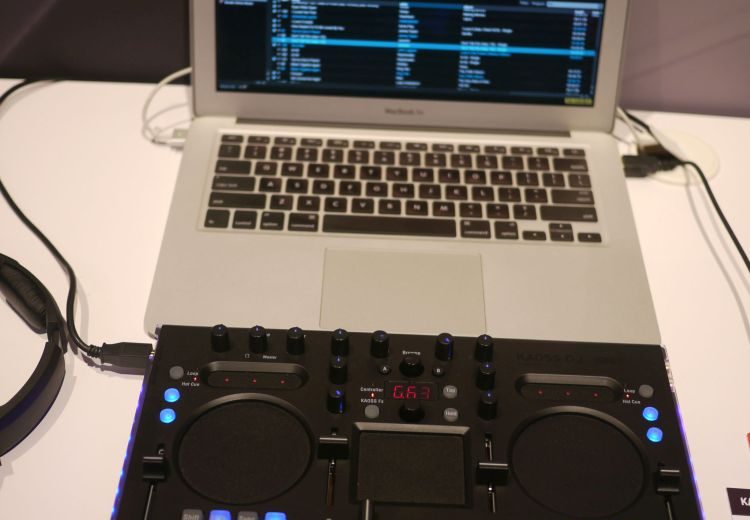 Neu: Korg KAOSS DJ - DJ-Controller mit Kaoss-Effekten, NAMM 2015