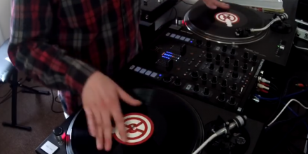 Video: DJ P-NUTS - THE FUNK SCRATCH ROUTINE
