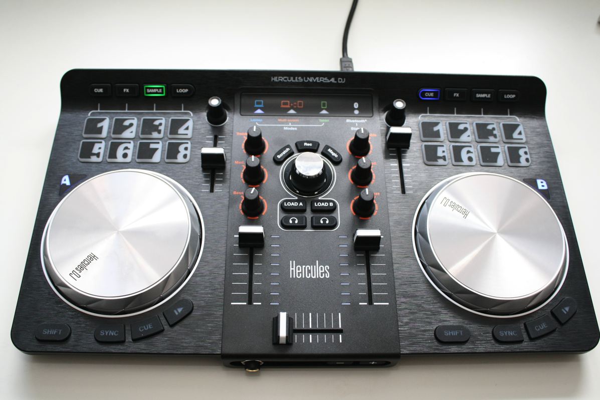 Test: Hercules Universal DJ – Bluetooth Einstiegs-Controller