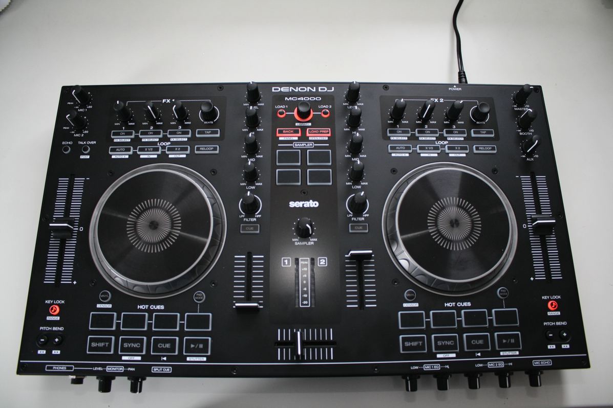 Test: Denon DJ – MC4000, die Allzweckwaffe für mobile DJS?