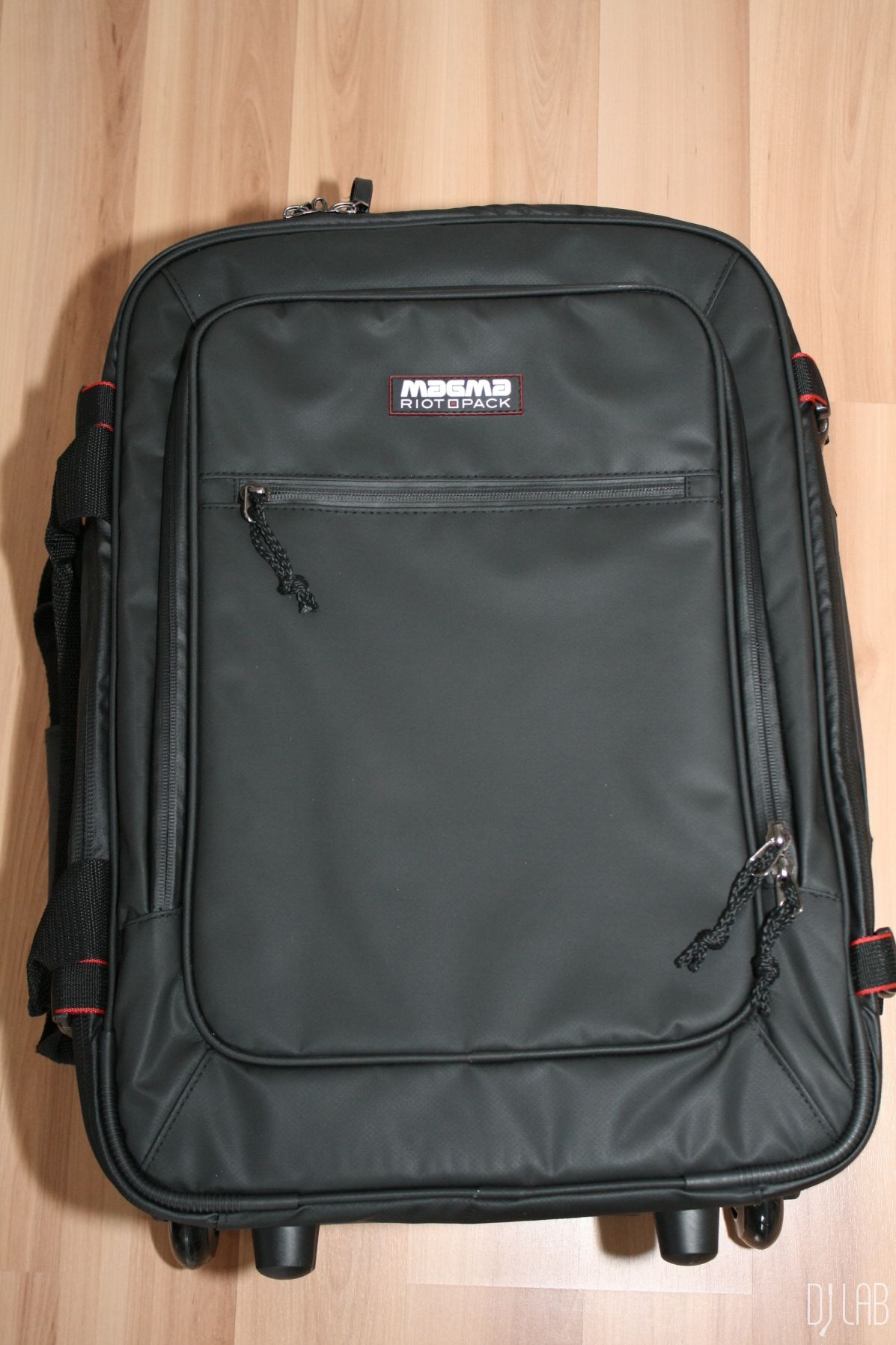 Test: Magma – Riot Carry-On Trolley