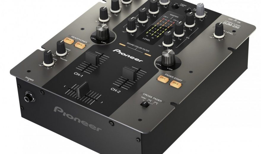 PIONEER DJM-250 erreicht die U200-Marke