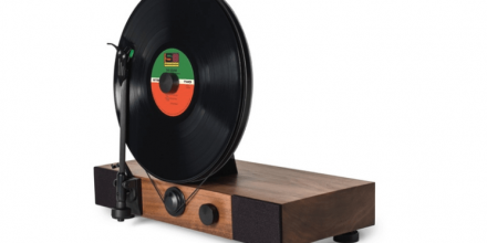 FLOATING RECORD - Vertical Turntable