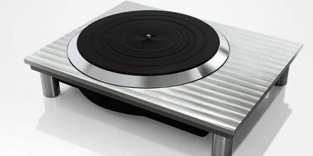 NeuerTechnics Plattenspieler