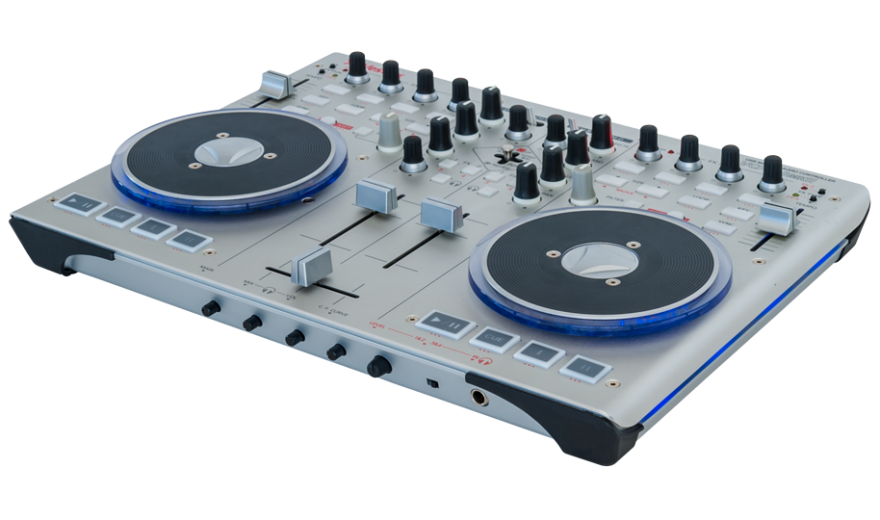 VESTAX&#039;s neuer Doppeldecker: VCI-100MKII