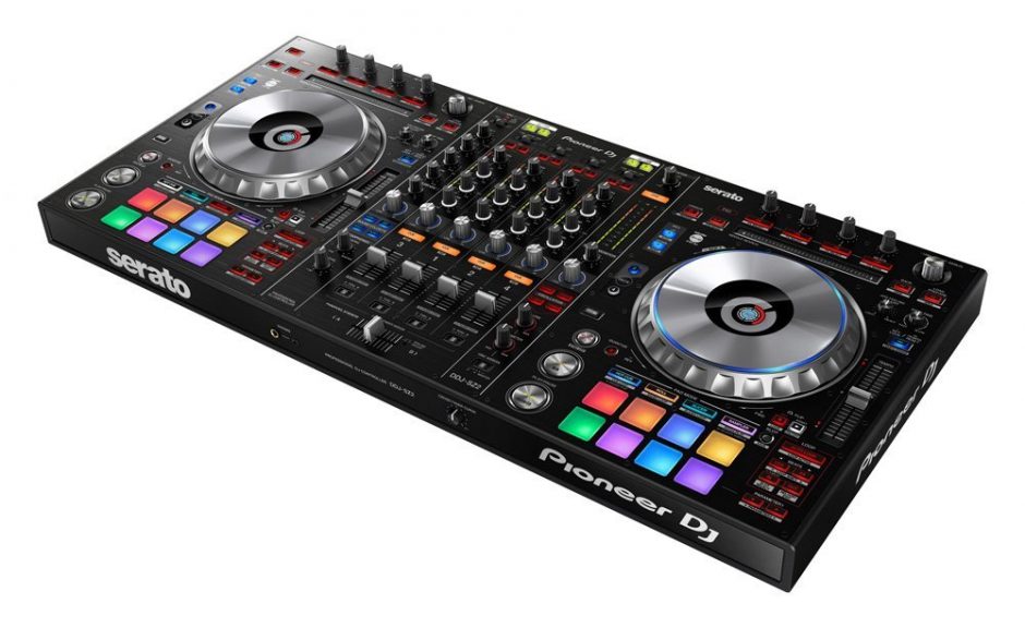 Neu: Pioneer DDJ-SZ2 - Update des Serato Flaggschiffcontrollers