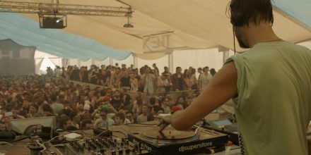 Film: „Denk ich an Deutschland in der Nacht“ – eine Doku der DJ- und Club-Kultur