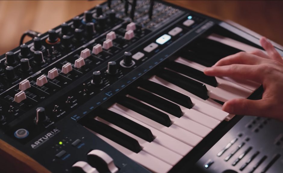 NAMM 2018: Arturia MiniBrute 2