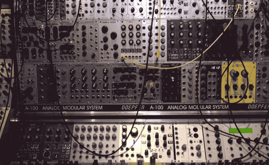Hörtipp: Modulare Synthesizer – Ist das noch Physik oder schon Musik?
