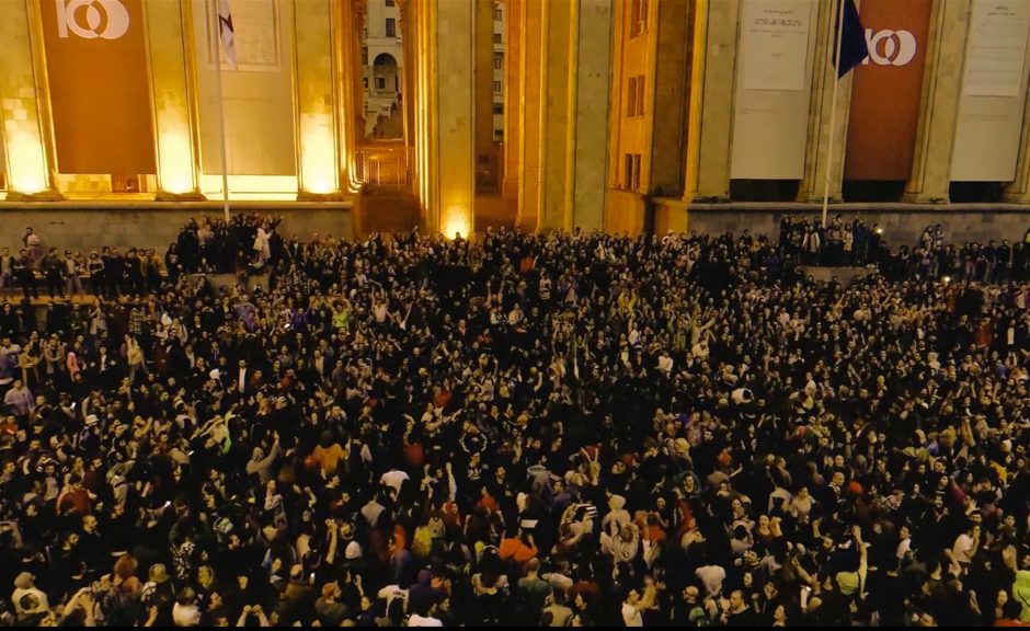Raving Riot: Neue Doku über Proteste um den Club Bassiani