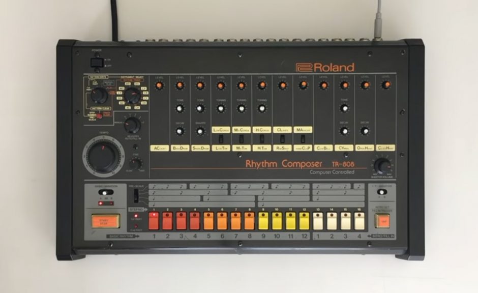 Suchergebnisse für: "Roland TR-808"