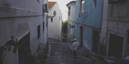 Up and Coming: Pacific Coliseum – Formen der Nostalgie