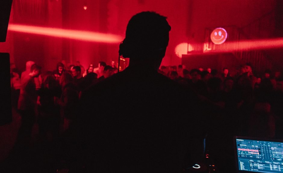 Suchergebnisse für: "Corona"