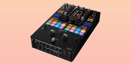 Test: Pioneer DJ DJM-S11 / Digitaler Battlemixer