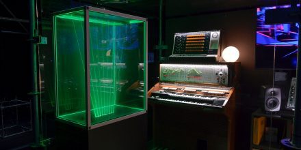“Electro. Von Kraftwerk bis Techno”: Ausstellung in Düsseldorf bis Mitte Mai