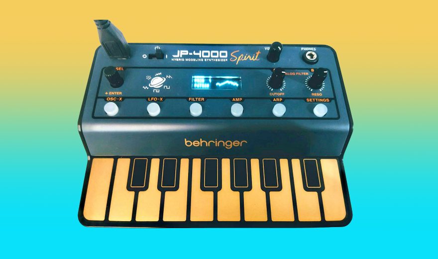 Behringer JP-4000 Spirit: Mini-Synthesizer für den kleinen Geldbeutel