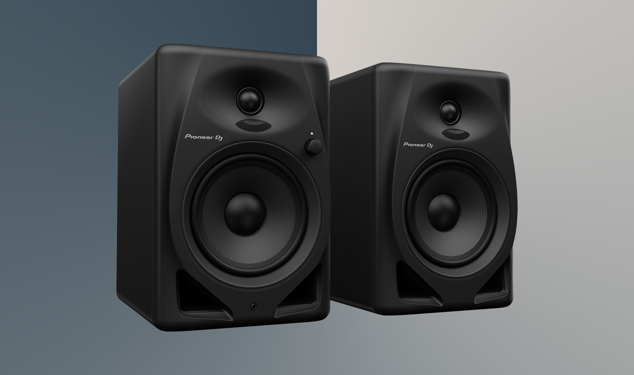 Pioneer DJ DM-50D im Test.