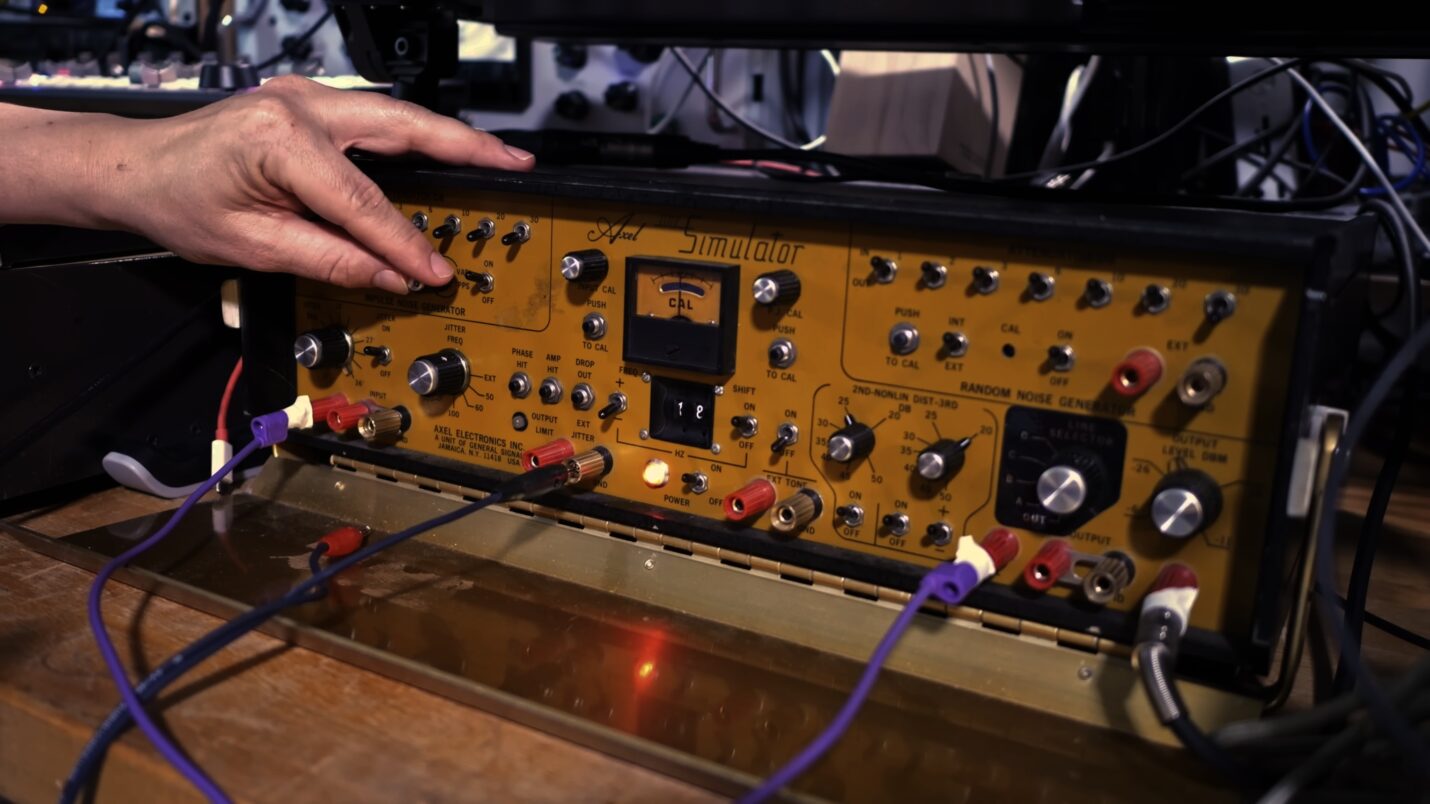 AudioThing Lines ein ‚acid parrot sub bass rhythm‘ Plugin DJ LAB