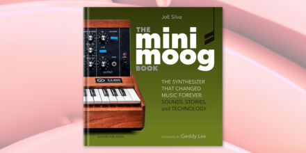 Bjooks: Buch über die Geschichte und den Sound des Minimoog