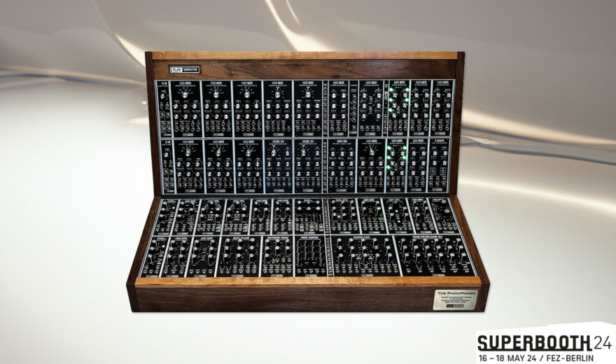 Superbooth 24: AJH Synth RadioPhonic Synth – Hans Zimmers Modularsystem
