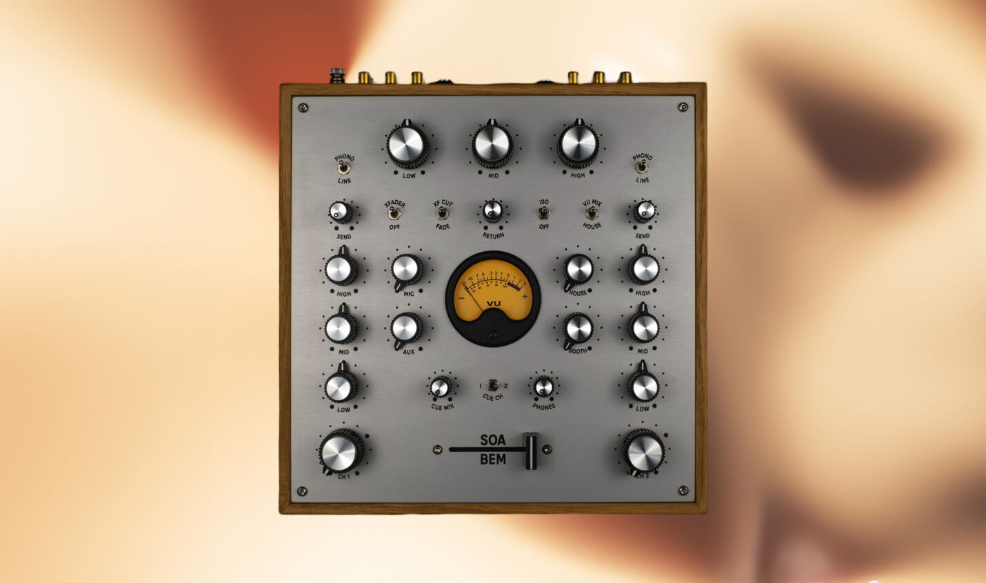 Test: SOA BEM OLHO-2R – Rotary-DJ-Mixer