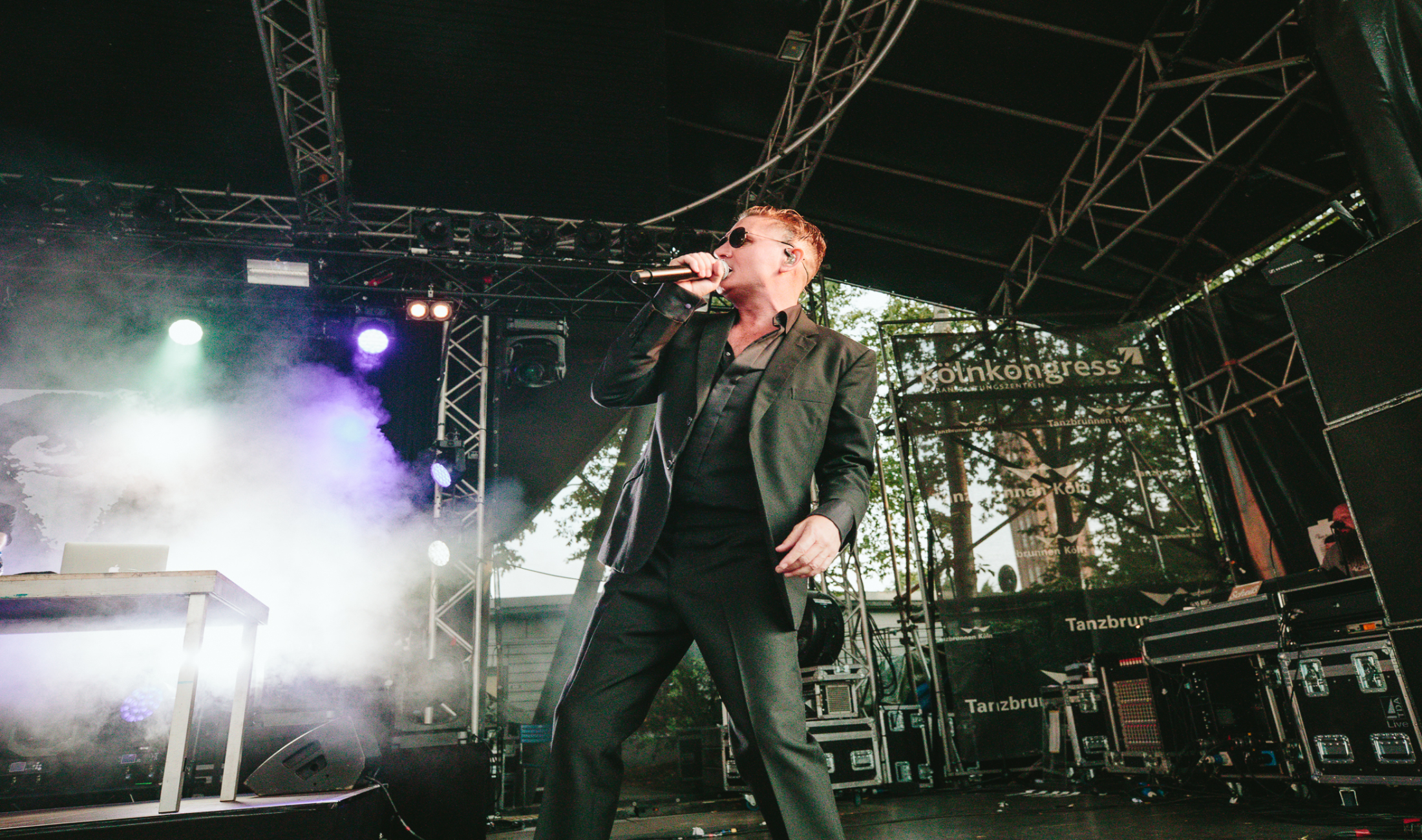 Nitzer Ebb: Frontmann Douglas McCarthy ist tot. Er wurde nur 58 Jahre alt.