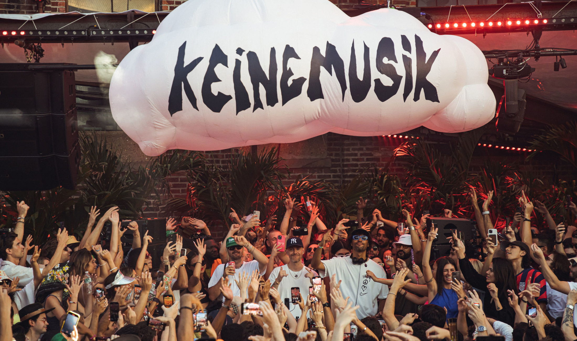 Open-Air von Keinemusik in Zürich