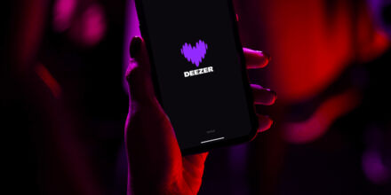 Eine Flut an Bots: Fast ein drittel aller neuen Songs auf Deezer sind KI-generiert