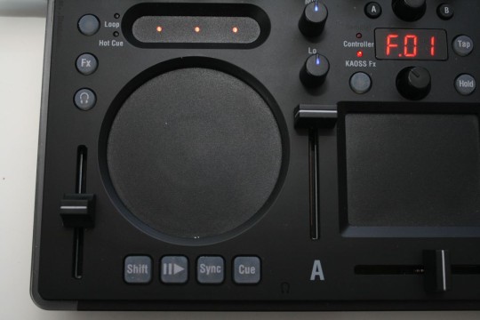 Korg Kaoss DJ - Touchwheels dienen zu Songsteuerung