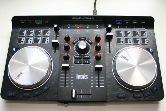 Hercules Universal DJ - Einstiegs-Controller mit Bluetooth